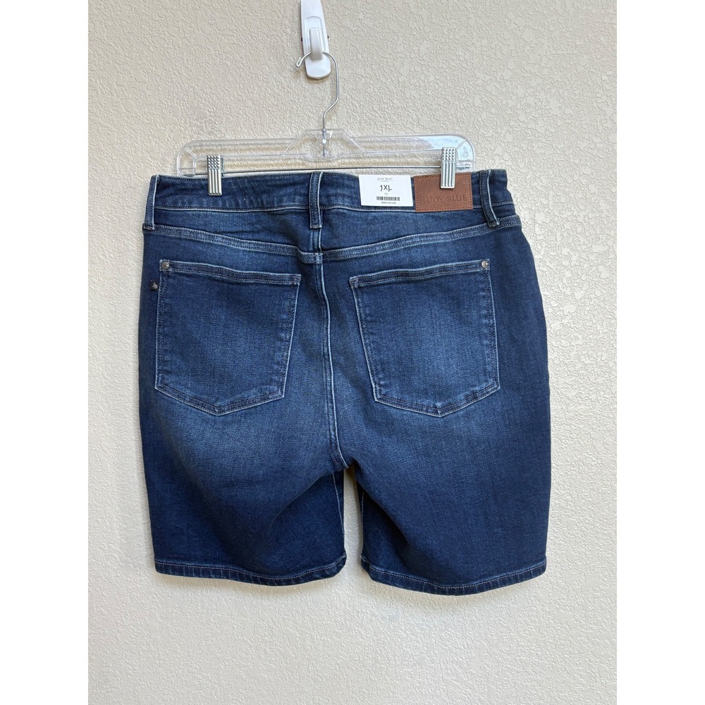 NWT Judy Blue Mid Rise Bermuda Shorts Plus Size 1XL Dark Wash Denim Summer - Picture 3 of 12